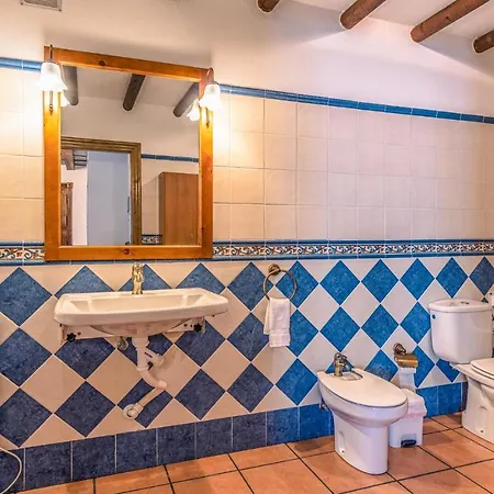 Amazing In With Wifi Holiday home Mecina Bombaron